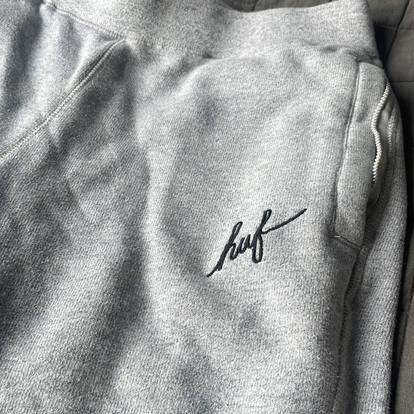Huf Heavyweight Sweatpants Grey - Picture 2 of 5